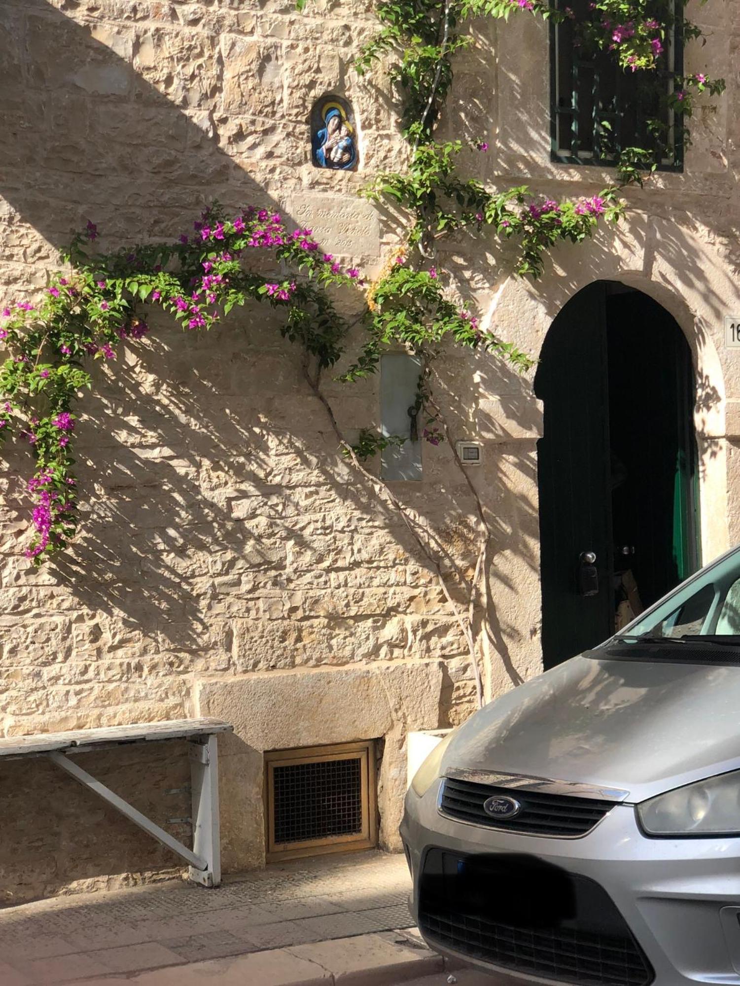 테를리치 La Piccola Casa Di Tania 빌라 외부 사진